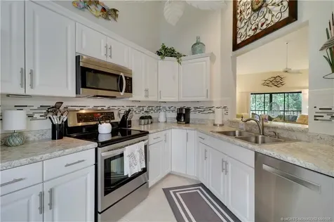 6021 SE Martinique Drive Stuart FL 34997