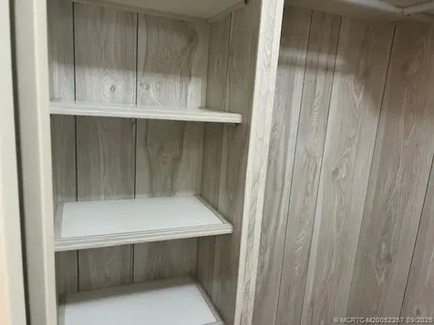 6118 N Joshua Lane Lantana FL 33462