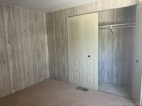 6118 N Joshua Lane Lantana FL 33462