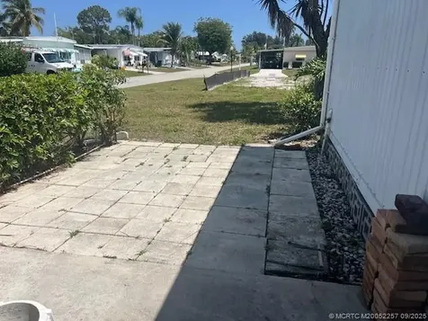 6118 N Joshua Lane Lantana FL 33462