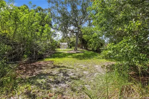 2460 Sweetwater Drive Fort Pierce FL 34981