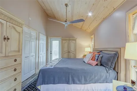 64 NE Acacia Trail Jensen Beach FL 34957