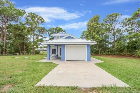 64 NE Acacia Trail Jensen Beach FL 34957