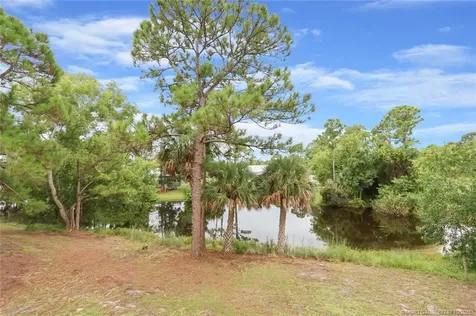 64 NE Acacia Trail Jensen Beach FL 34957