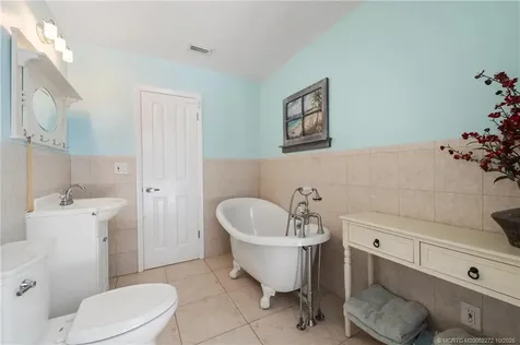 3763 SE Old Saint Lucie Boulevard Stuart FL 34996