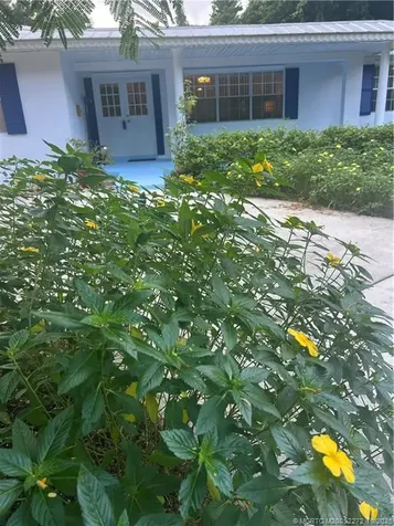 3763 SE Old Saint Lucie Boulevard Stuart FL 34996