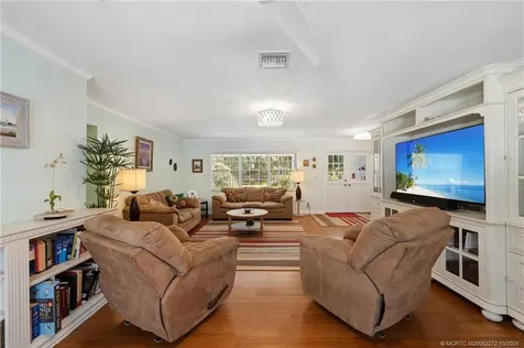 3763 SE Old Saint Lucie Boulevard Stuart FL 34996