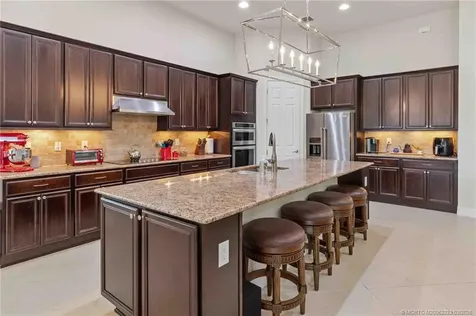 1092 SW Scrub Oak Avenue Palm City FL 34990