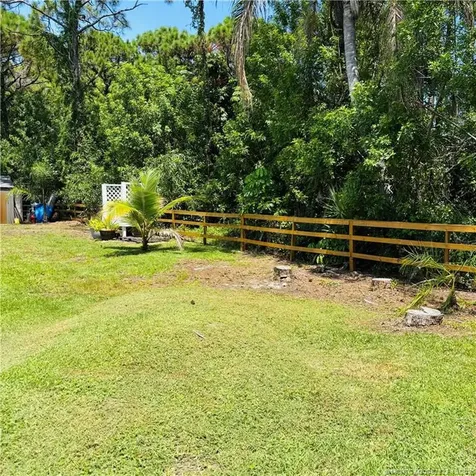 4251 SE Dixie Ross Street Stuart FL 34997