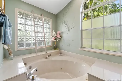 1306 SW Cottonwood Cove Port St Lucie FL 34986