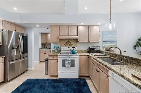 1306 SW Cottonwood Cove Port St Lucie FL 34986