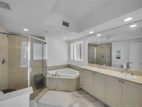 275 NW Flagler Avenue Stuart FL 34994