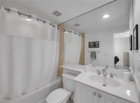 275 NW Flagler Avenue Stuart FL 34994