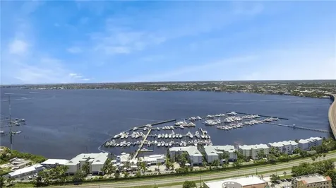 275 NW Flagler Avenue Stuart FL 34994