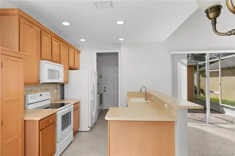 2503 SE Ruskin Drive Port St Lucie FL 34952