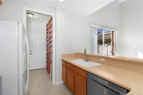 2503 SE Ruskin Drive Port St Lucie FL 34952