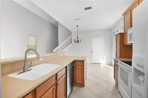 2503 SE Ruskin Drive Port St Lucie FL 34952