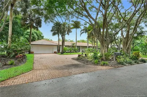 4 Copaire Road Sewalls Point FL 34996