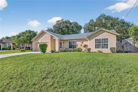 140 SW Klee Circle Port St Lucie FL 34953