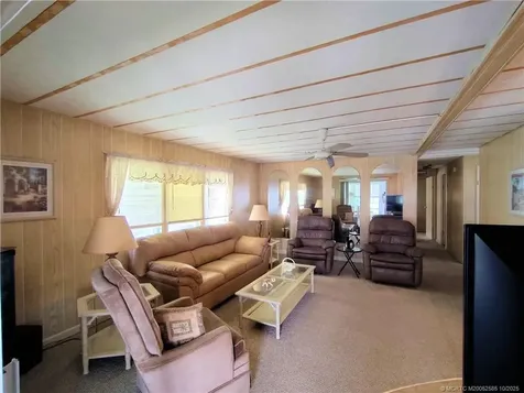 2540 SE Penny Lane Stuart FL 34994