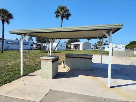 2540 SE Penny Lane Stuart FL 34994