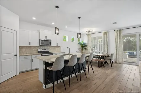 4591 NW Exchange Avenue Jensen Beach FL 34957