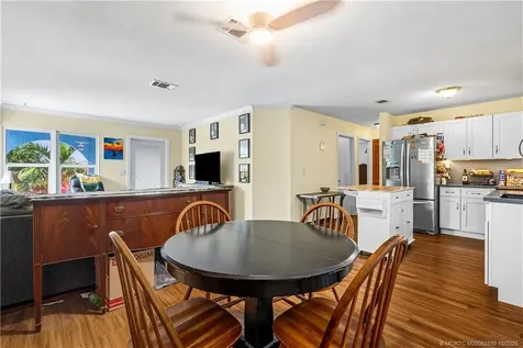 1842 SE Wexford Court Port St Lucie FL 34952