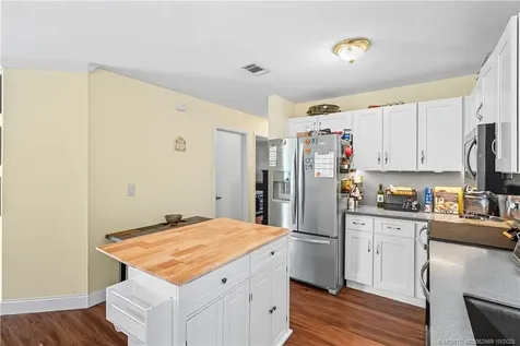 1842 SE Wexford Court Port St Lucie FL 34952