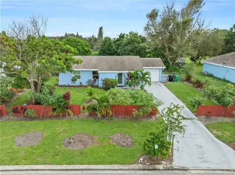 1842 SE Wexford Court Port St Lucie FL 34952