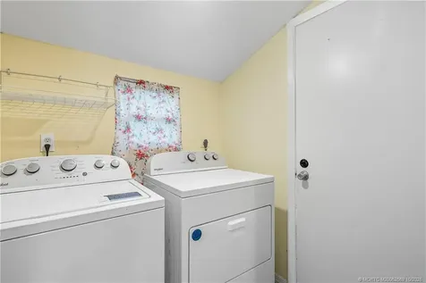 1842 SE Wexford Court Port St Lucie FL 34952