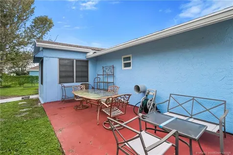 1842 SE Wexford Court Port St Lucie FL 34952