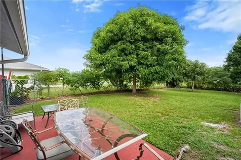 1842 SE Wexford Court Port St Lucie FL 34952