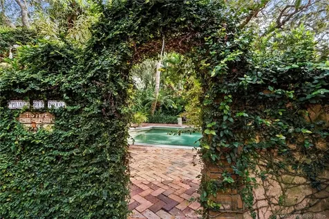 2 Sabal Court Sewalls Point FL 34996