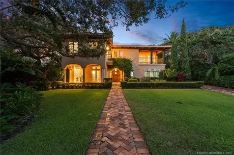 2 Sabal Court Sewalls Point FL 34996