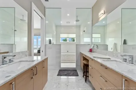 51 SE Seminole Street Stuart FL 34994