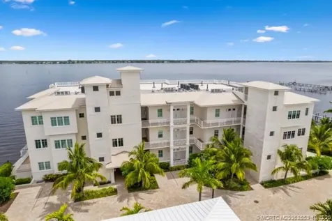 51 SE Seminole Street Stuart FL 34994