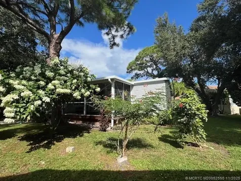 2555 Pga Boulevard Palm Beach Gardens FL 33410