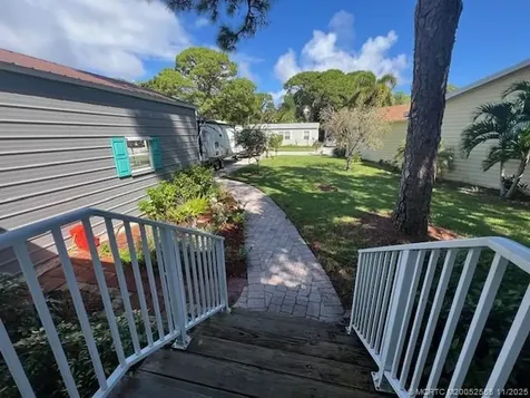 2555 Pga Boulevard Palm Beach Gardens FL 33410