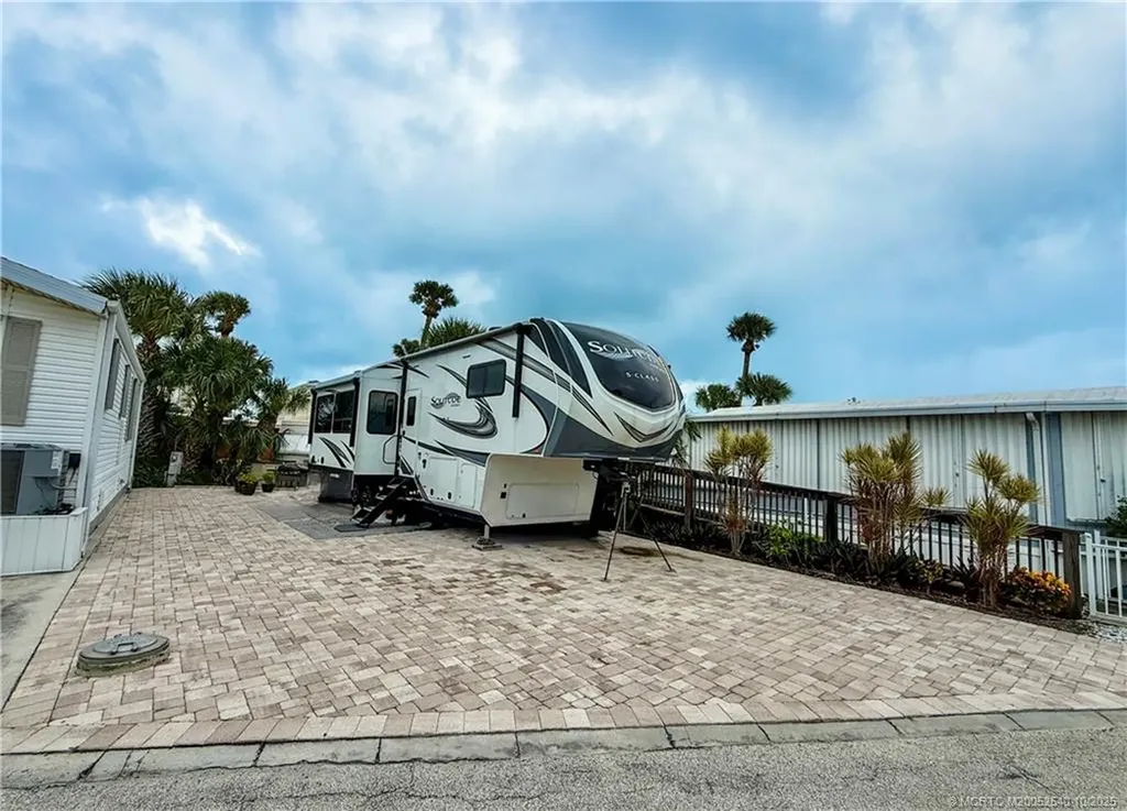 10725 S Ocean Drive Jensen Beach FL 34957