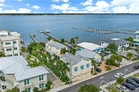 57 SE Seminole Street Stuart FL 34994