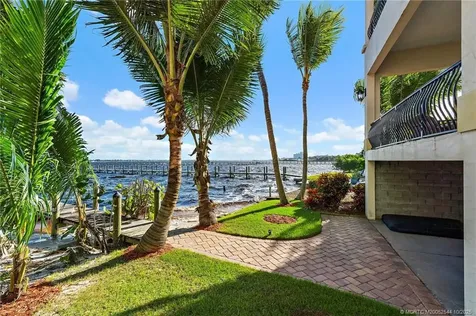 57 SE Seminole Street Stuart FL 34994