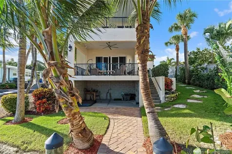 57 SE Seminole Street Stuart FL 34994