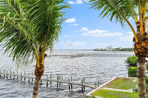 57 SE Seminole Street Stuart FL 34994