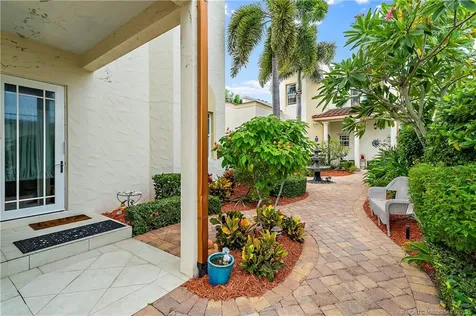 57 SE Seminole Street Stuart FL 34994