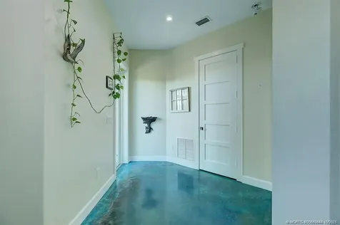 57 SE Seminole Street Stuart FL 34994