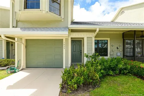 1435 SE Colchester Circle Port St Lucie FL 34952
