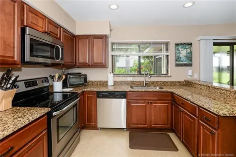 1435 SE Colchester Circle Port St Lucie FL 34952