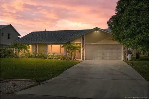 5145 SE Matousek Street Stuart FL 34997