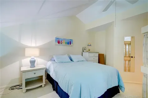 233 NE Edgewater Drive Stuart FL 34996