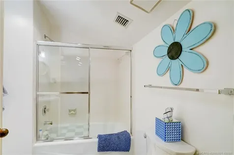 233 NE Edgewater Drive Stuart FL 34996